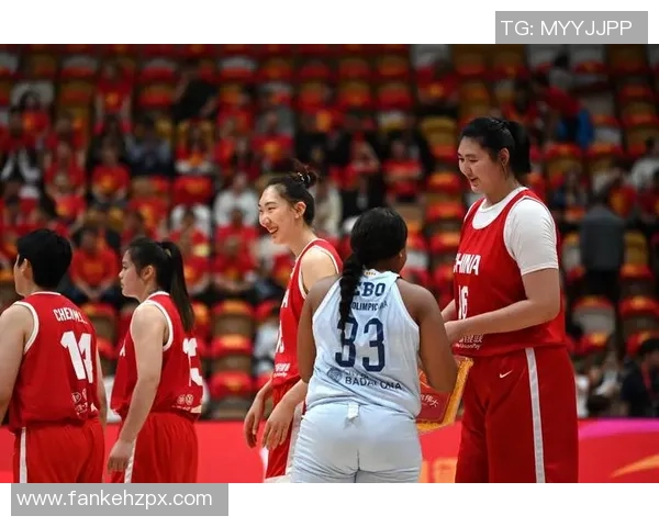 上海篮球队战术选择引发热议球迷与专家各执己见探讨未来发展方向 上海篮球队战术选择引发热议球迷与专家各执己见探讨未来发展方向