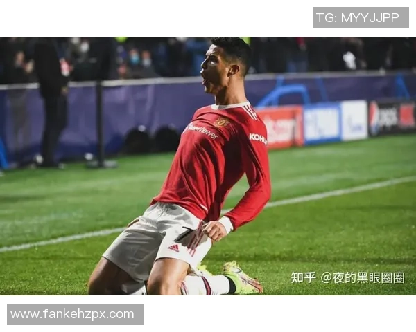 韩国足球明星在关键时刻绝杀对手展现非凡实力与决心